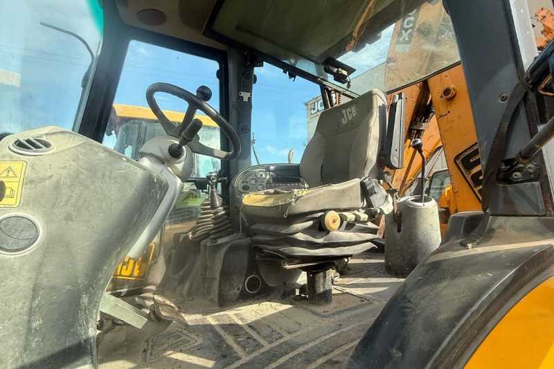 OmecoHub - Immagine JCB 3CX